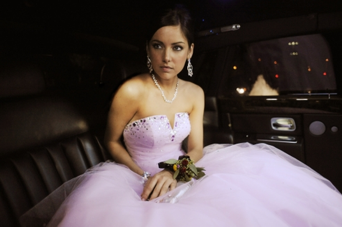 Pertolongan Pertama Buat Gaun Prom