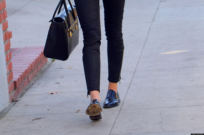 Gaya Casual Dan Simple Miley Cyrus