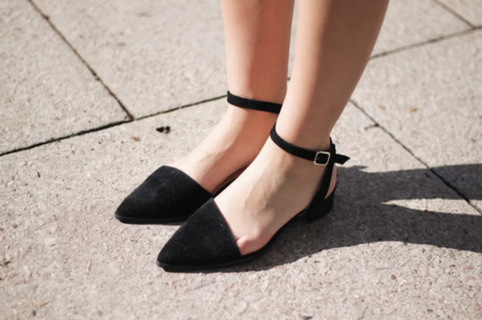 Trend To Try: Pointed Flat Shoes