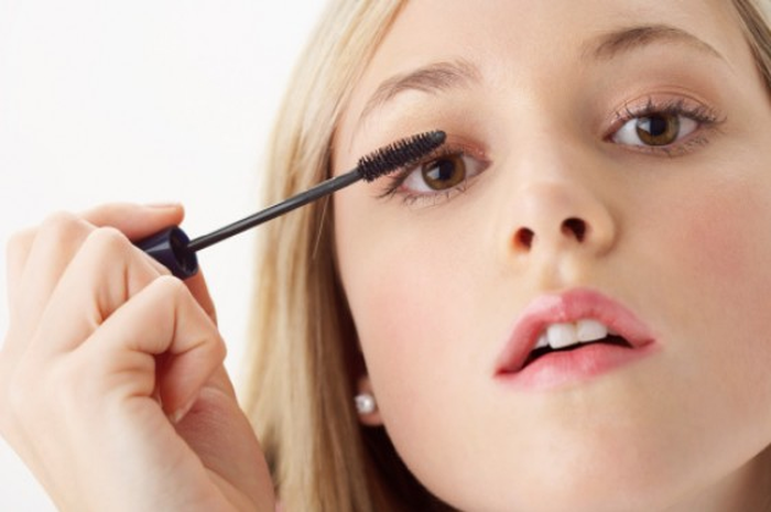 Tutorial Bikin Makeup Mata Natural Dan Fresh