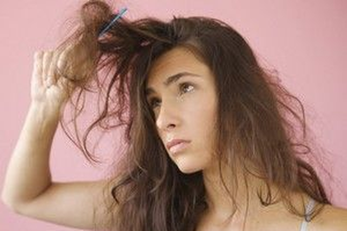 Panduan Merawat Rambut Sebelum Tidur
