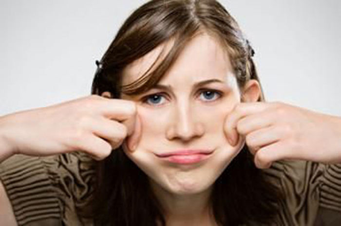 5 Tips Mengecilkan Pipi Tembem