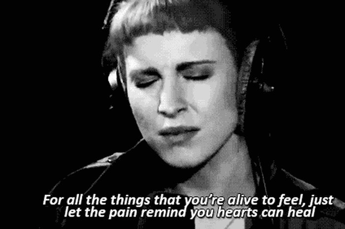 Paramore: Rilis Vide Klip 'Hate To See Your Heart Break'