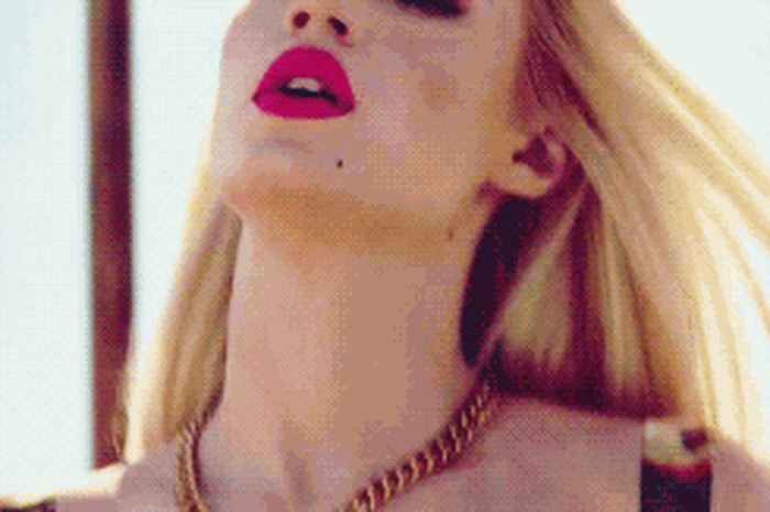 Trouble dari Iggy Azalea dan 3 Video Baru Minggu Ini