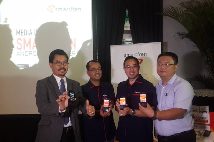 Smartfren Luncurkan Smartphone Anti Typo, Andromax G2 QWERTY
