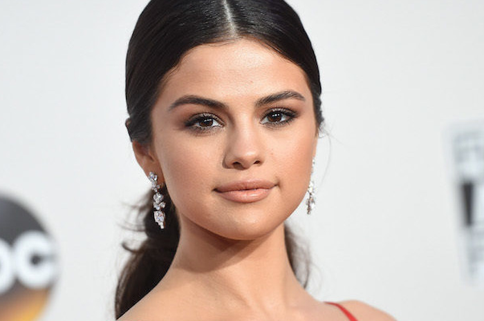 7 Seleb Hollywood yang Langsung Unfollow Mantan di Medsos Setelah Putus Cinta
