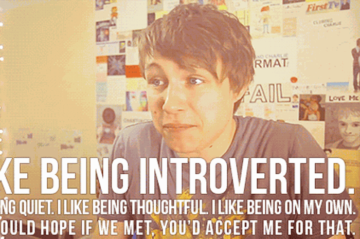 Tips Pacaran Awet dengan Cowok Introvert