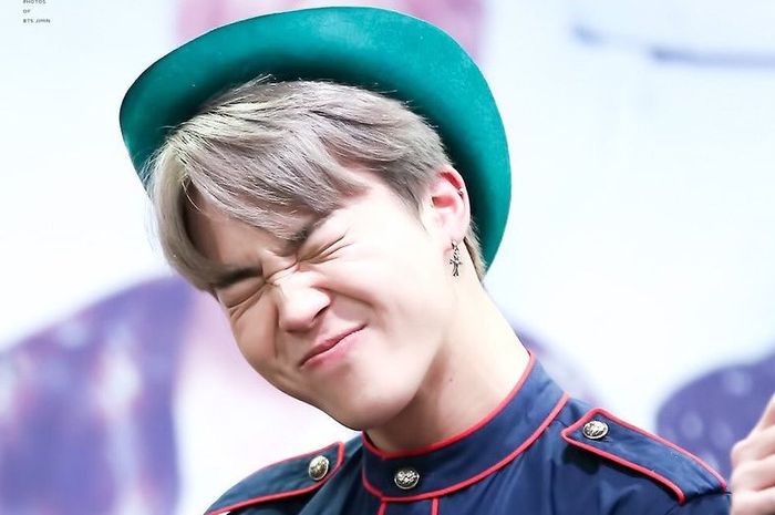 Video absurd dan lucu Jimin 'BTS' yang dijamin bikin jatuh hati. 