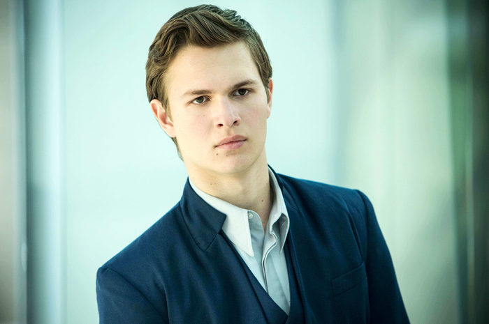 Ansel Elgort: Enggak Mau Jadi Pemeran Utama