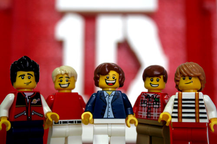 Figur Lego yang Mirip Seleb-Seleb