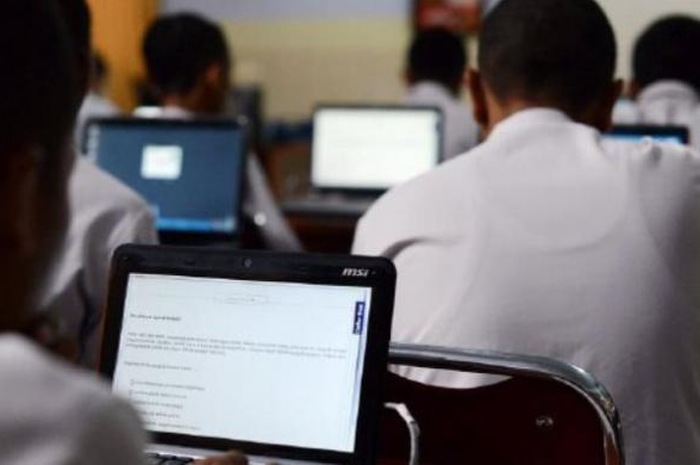 3 Masalah Ujian Nasional 2015 Berbasis Komputer Yang Dilaporkan ke Kemdikbud