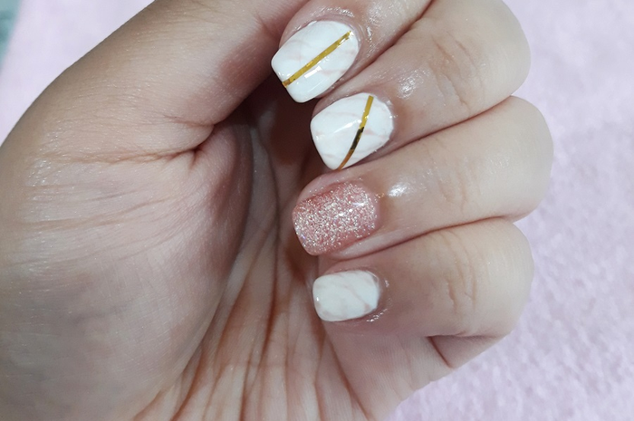 Kuku yang cantik bikin mood naik!