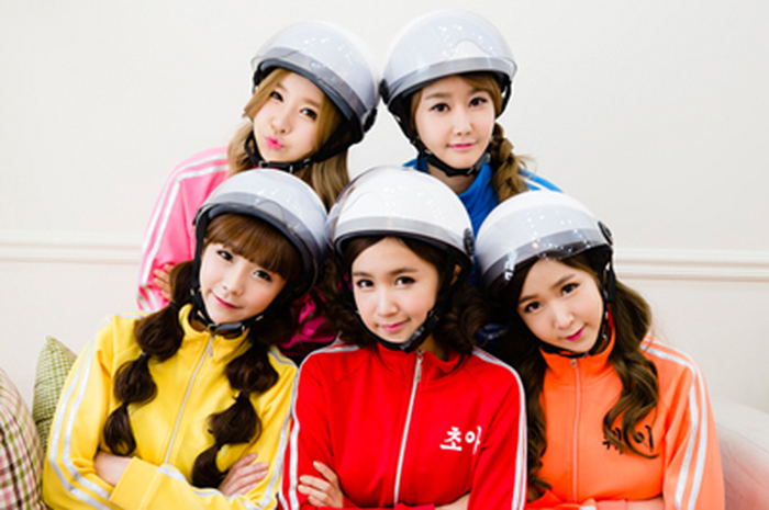 Crayon Pop: Kostum Aneh dan Lucu