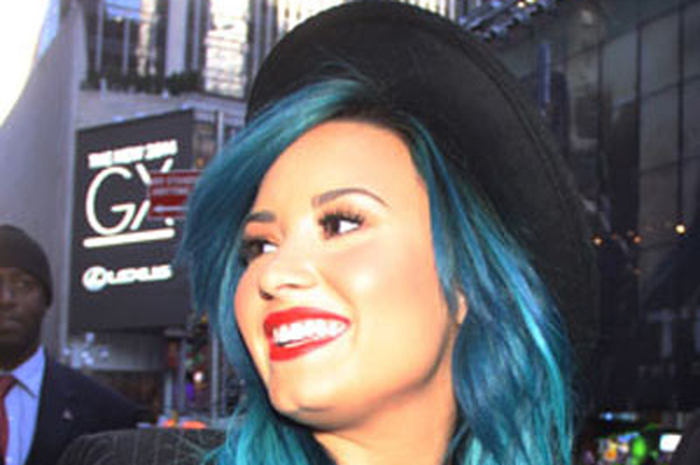 Demi Lovato: Rilis Video Klip 'Let It Go'