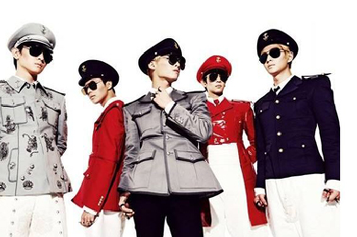 SHINee: Tampil dengan Video Klip 'Everybody'
