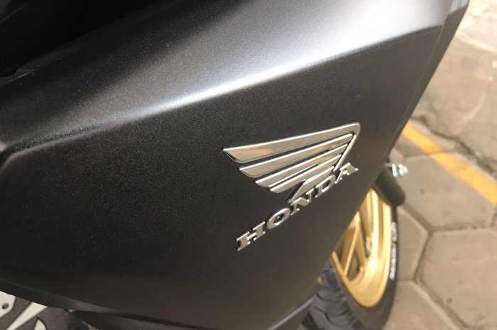 Ternyata memberikan lapisan coating pada cat motor doff punya banyak keuntungan