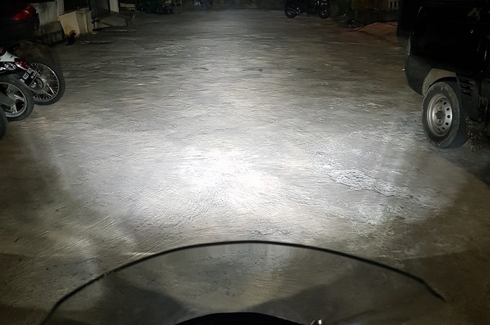 Ilustrasi Sinar lampu NMAX