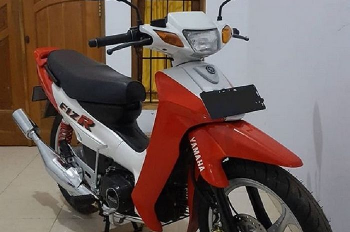 Yamaha F1ZR kinyis-kinyis, super mulus.