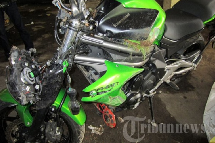 Kondisi motor almarhum Ustad Jeffry Al Buchori rusak parah.