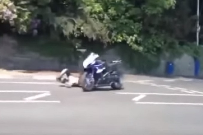 Detik-detik Dan Kneen kecelakaan dan tewas di lintasan Isle of Man TT 2018.