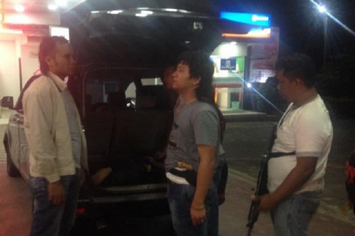 Begal sadis dibawa ke rumah sakit usai ditembak polisi di Lampung Tengah.