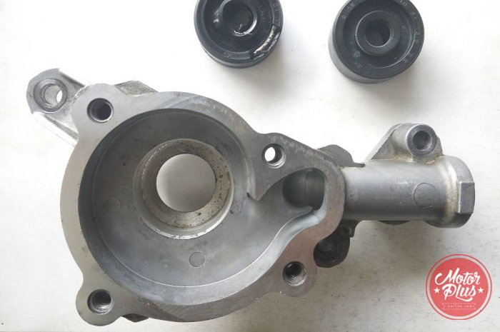 Karet Seal Water Pump NMAX  Generasi MX, V-ixion dan R15
