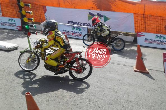 Catatan waktu Satria FU 150 di kelas Bebek 4-tak Tune up 200 cc Pertamina Drag Bike, Banjar Patroman, diraihnya 7,077 detik