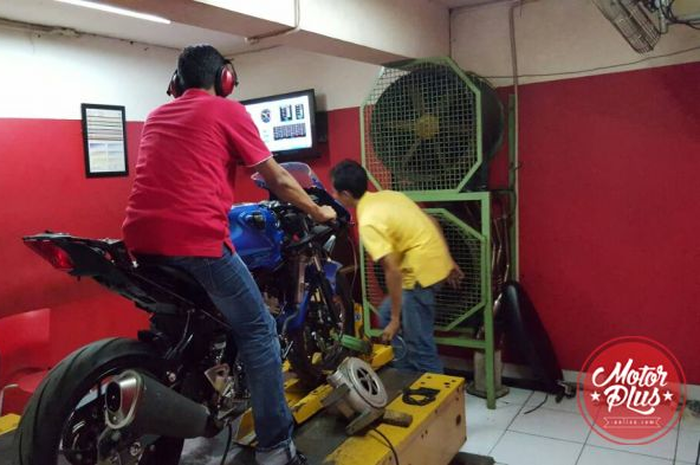 Mau tahu berapa power yang dihasikan Suzuki GSXR 150 kalau isi Pertamax dan Pertamax Turbo. Ini hasil dynotestnya