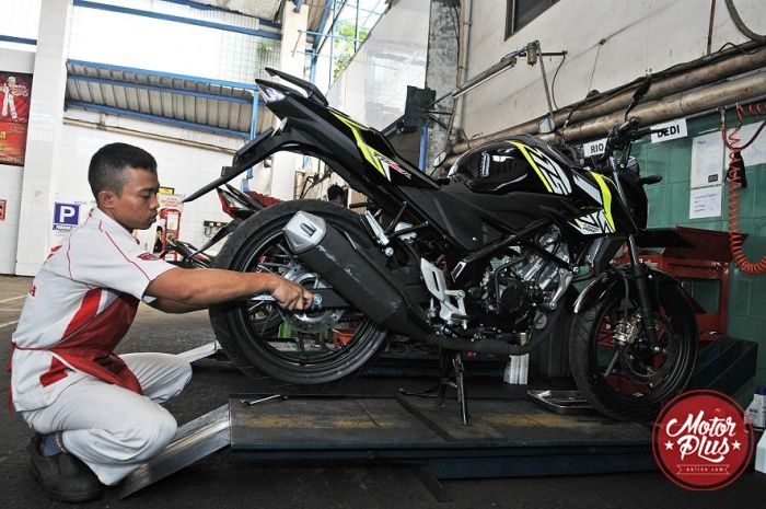 Persiapan Turing Jauh,  Servis Motor Sebelum Perjalanan Jauh
