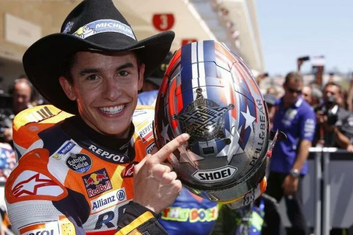 Produsen helm Shoei mengatakan bahwa tidak ada perbedaan berarti antara helm Marc Marquez dengan yang di jual di pasaran.