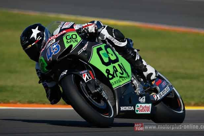 Nicky Hayden tahun depan akan menggunakan motor yang sama dengan Scott Redding. Dimana kategori open class di MotoGP bakal diberlakukan. Tentu ini menjadi keuntungan tersendiri bagi pembalap rookie seperti Redding.