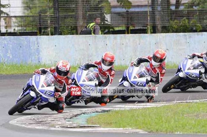 Sabtu-Minggu ini (28-29/3) akan berlangsung Yamaha Sunday Race R Cup Series 2015 di sirkuit Sentul. Untuk itu, PT Yamaha Indonesia Motor Mfg (YIMM) sudah menerbitkan regulasi dan hadiah Yamaha Sunday Race R Cup Series 2015.