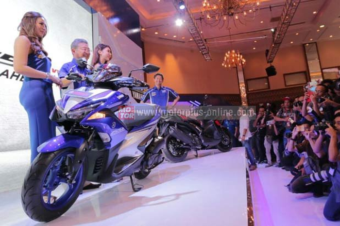 Setelah Yamaha Aerox 155VVA diperkenalkan di Indonesia Motorcycle Show (IMOS) 2016, kini Yamaha mengajak konsumen untuk menebak harga jual Yamaha Aerox 155VVA di Indonesia. Kompetisi “Tebak Harga!” ini dibagi menjadi dua periode. Konsumen dipersilahk