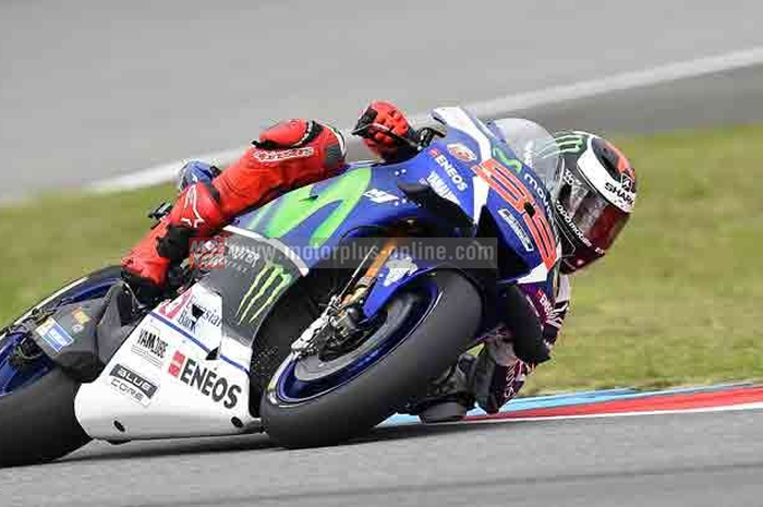 Juara dunia 2015 Jorge Lorenzo tak terbendung di free practice 4 seri  XI MotoGP Brno, Sabtu (20/8). Ia mencatat waktu 1 menit 56,275 detik.
