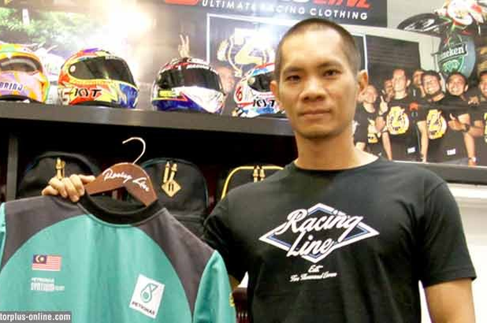 Racing Line (RL), merek apparel alias clothing spesial racing, semakin diminati pembalap nasional Indonesia. Terbukti, beberapa pembalap nasional mulai tertarik untuk disupport sebagai apparel yang digunakan saat balapan ataupun di luar balap.