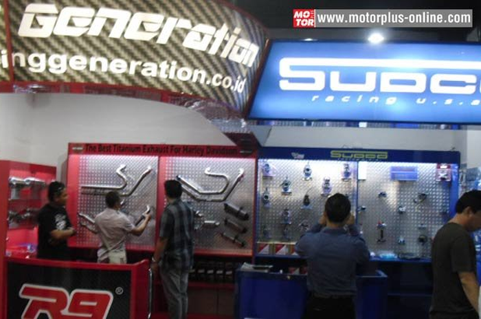 Promo pasang knalpol gratis seting di atas Dyno jet hingga didapat hasil maksimal.