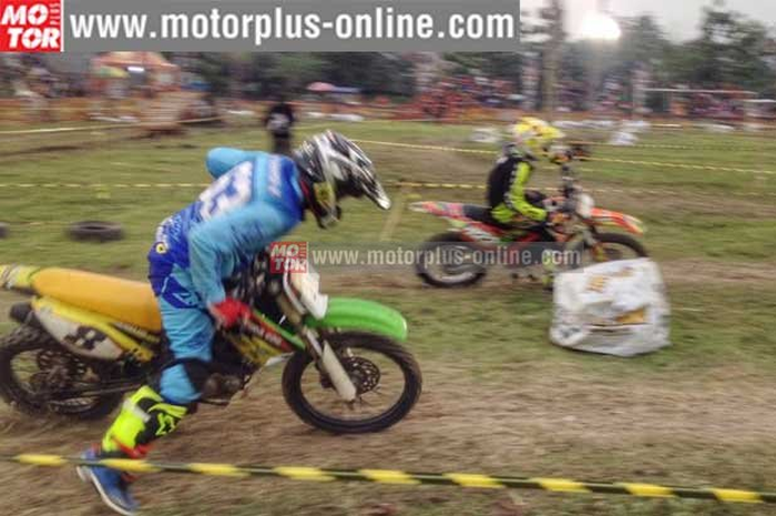 Babak final di Trial Game putaran 9 yang berlokasi di lapangan Mojopurno Madiun, Jawa Timur (14-15/10) berlangsung seru dalam perebutan poin klasemen sementara. Dimana di seri 8 sebelumnya point Arjun Wicaksana dan Aris Setyo justru imbang 179 poin.