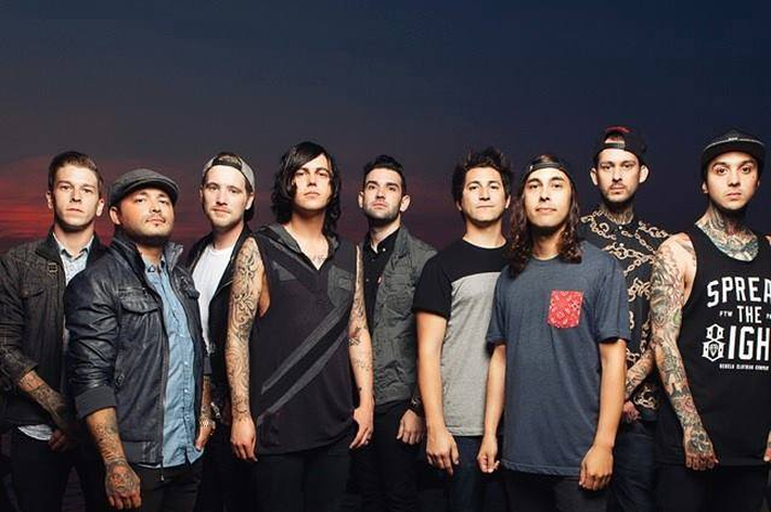 Kellin Quinn dan Vic Fuentes Bikin Video Pengumuman Tur Bersama