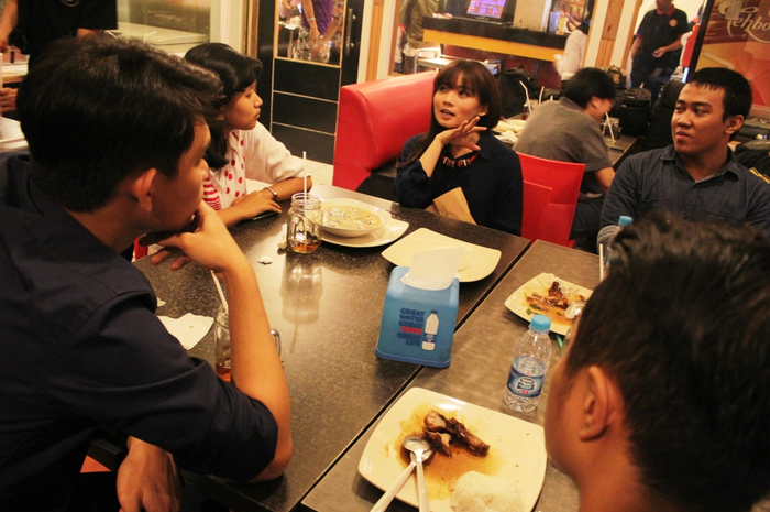 Tempuh Perjalanan Satu Malam Demi Buka Puasa Bareng Stella Cornelia