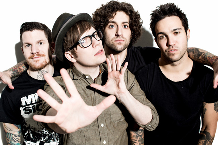 Gantikan Flappy Bird Fall Out Boy Siap Rilis Game Fall Out Bird