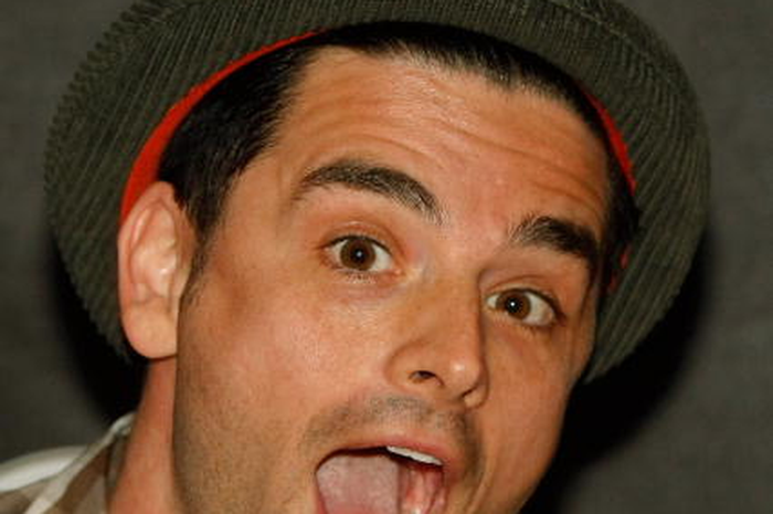 Chris Carrabba Kami Cuma Mau Tidur