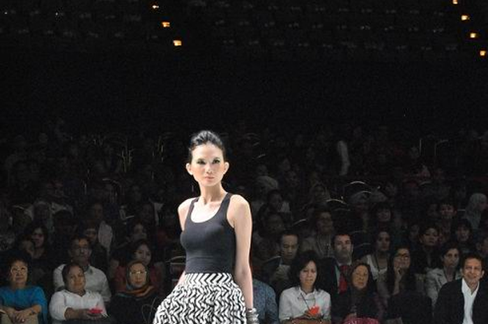 Senayan Lagi Diserbu Ribuan Cewek Cantik Nan Sexy