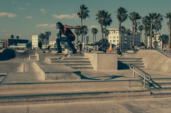 Fashion Ala Skateboarder