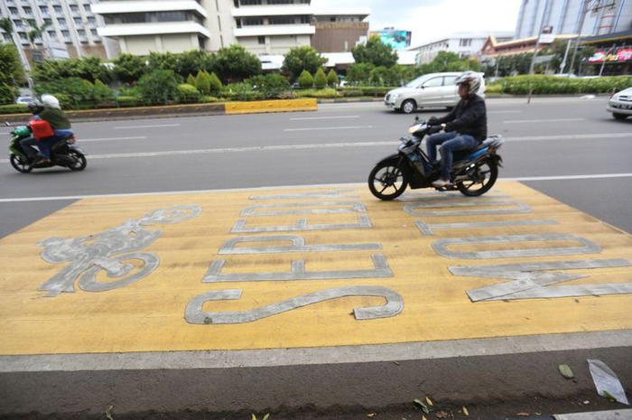 Jalan MH. Thamrin