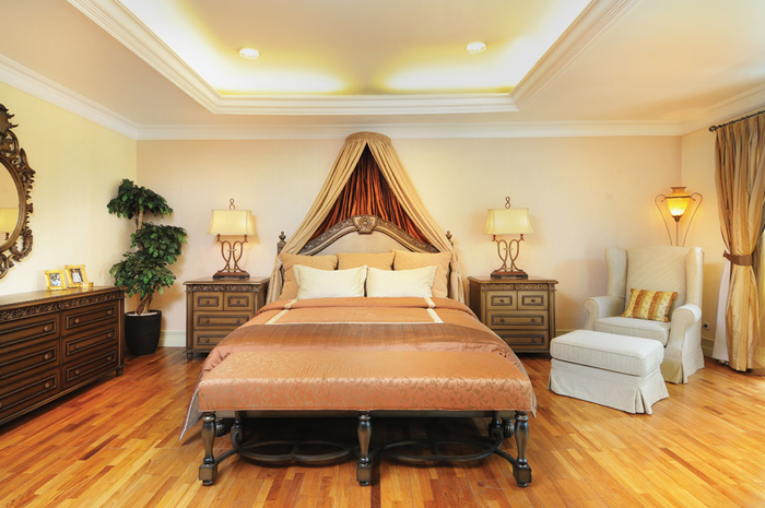 Kamar Mewah Bergaya Klasik