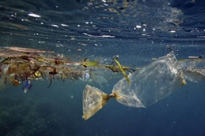 269 Ribu Ton Sampah Plastik Mengapung di Lautan Dunia