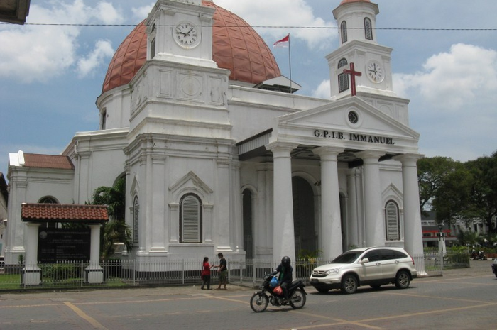 Kota Lama Semarang yang Merana