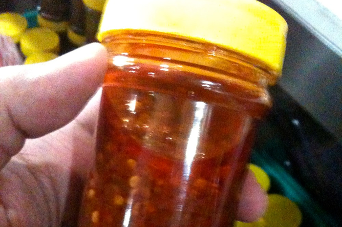Menjual Pedas dalam Sebuah Botol: Sambal Bu Rudy (4)