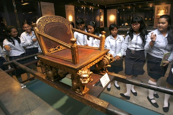 Emas Museum Nasional Bejibun, Tapi Tak Ada 24 Karat