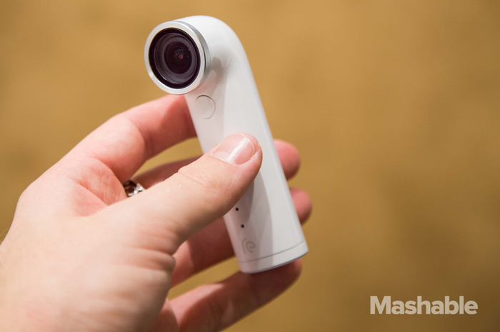 Kamera HTC Re Punya Bentuk yang Unik